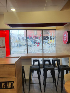 Photo de galerie - Nettoyage vitres et enlèvements de peinture 