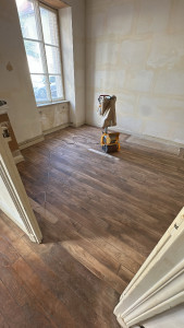 Photo de galerie - Rénovation parquet massif avec un ponçage intense 