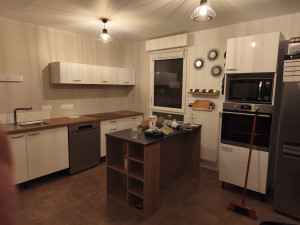 Photo de galerie - Instalation d'une cuisine équipée 