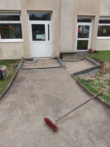 Photo de galerie - Rampe PMR en cours 