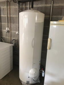 Photo de galerie - Chauffe-eau électrique de 300 l