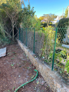 Photo de galerie - Pose de clôture simple torsion 