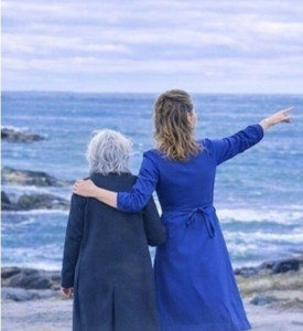 Photo de galerie - Présence bienveillante et moments de partage.
Je propose des temps d’échange, de discussion, de jeux ou simplement une présence rassurante pour rompre l’isolement et apporter du lien.