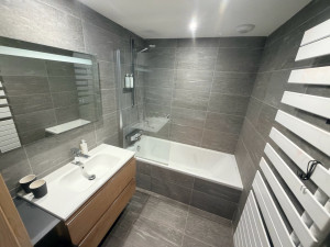 Photo de galerie - Nettoyage, salle de bain