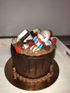 Photo de galerie - Layer cake kinder intérieur tout chocolat 