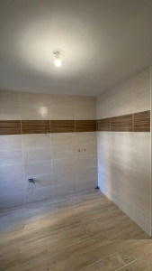 Photo de galerie - Pose de faïence . 