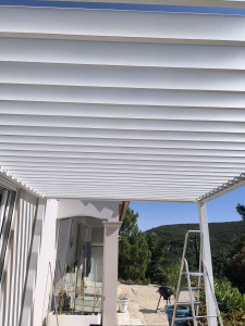 Photo de galerie - Pergola aluminium 