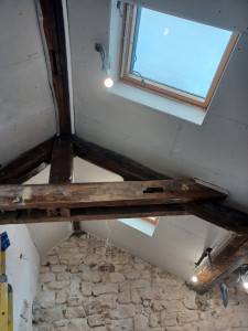 Photo de galerie - Plafond avec bois apparent 