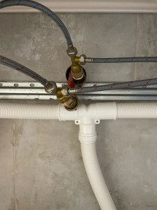 Photo de galerie - Petit plombier à pose fait ?