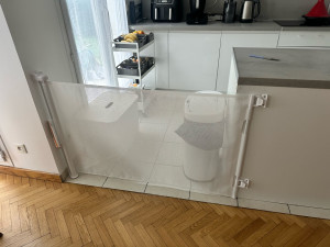 Photo de galerie - Pose d’une porte de protection pour enfant à Deuil-la-Barre