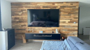 Photo de galerie - Pose revêtement murale parement……