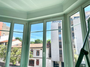 Photo de galerie - Nettoyage, peinture, et tringles à rideaux 