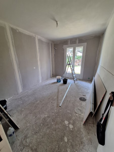 Photo de galerie - Pose de bande a placo 1eire couche 