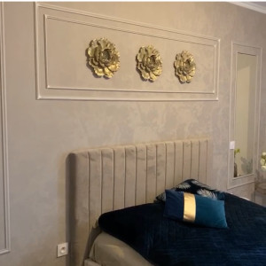 Photo de galerie - Peinture et moulures au mur 