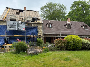 Photo de galerie - Chantier toiture tuiles plates 