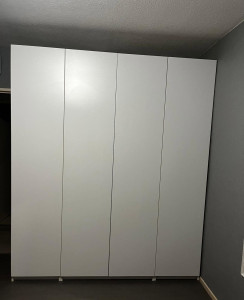 Photo de galerie - Finitions penderie 