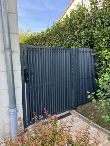 Photo de galerie - Clôture avec portillon 1m20 d’ouverture 