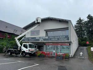 Photo de galerie - Camion nacelle 17m