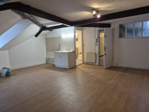 Photo de galerie - Peinture et pose de parquet stratifié 