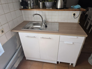 Photo de galerie - Remplacement d un plan de travail et evier mitigeur paris 10
