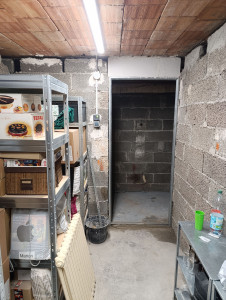 Photo de galerie - Installation d'une prise avec un interrupteur et deux éclairages 