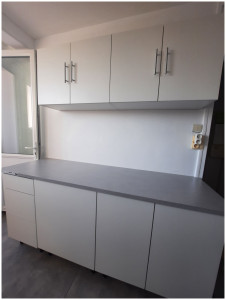Photo de galerie - Montage et pose de placards de rangement de cuisine.