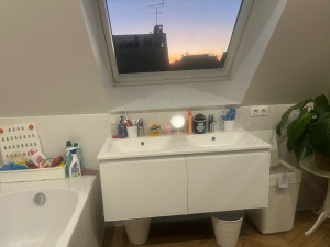 Photo de galerie - J’ai été nettoyer une maison entièrement. j’ai été très sérieuse et nettoyer coin par coin. la propriétaire était très contente de ma prestation 