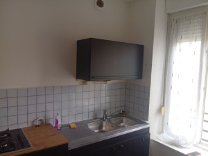 Photo de galerie - Montage du meuble hauts