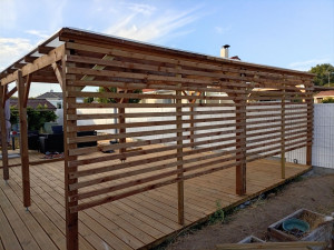 Photo de galerie - Pergolas sur plots béton