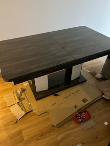 Photo de galerie - Montage d’une table