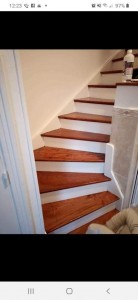 Photo de galerie - Rénovation escalier, étant Noir de base le client voulait récupérer ses escaliers tel que vous les voyait :) client très satisfait :) 