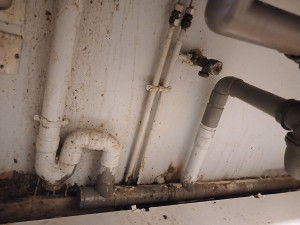 Photo de galerie - Débouchage efficace d’un tuyau de cuisine en profondeur sans utiliser de produits chimiques avec satisfaction 