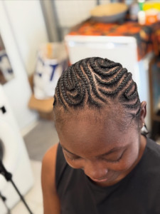 Photo de galerie - Nattes collées sur cheveux naturels