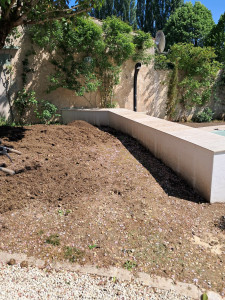 Photo de galerie - Apport de terre avant semis 