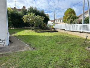 Photo de galerie - Remise en état d’un jardin avec élagage 