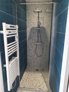 Photo de galerie - Travau salle de bain complète voilà résultat 