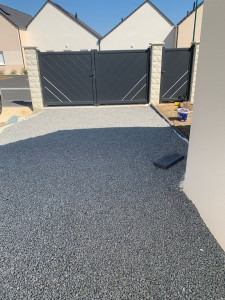 Photo de galerie - Pose de pilasse et de portails 