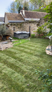 Photo de galerie - Pose de gazon en rouleau 