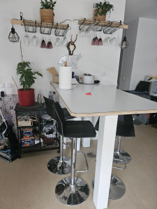 Photo de galerie - Bar mange debout