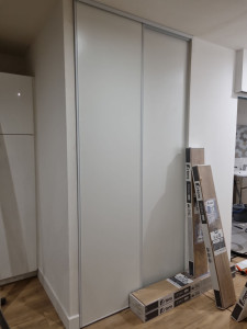 Photo de galerie - Pose de deux vantaux coulissants