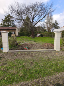 Photo de galerie - Réalisation d'un portail électrique à Saintes 