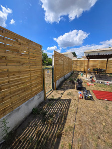 Photo de galerie - Bricolage et multi services