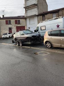 Photo de galerie - Enlevément d'épave rachat de véhicules d'occasion 