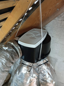 Photo de galerie - Remplacement d' une Vmc Hydro 
+ nettoyage des gaines avec aspiration et à l' air comprimé 