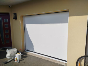 Photo de galerie - Porte de garage sectionnelle 