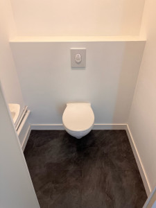 Photo de galerie - Remplacement d’un d’un WC classique à un WC suspendu 