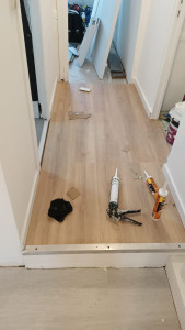 Photo de galerie - Remplacement plinthes