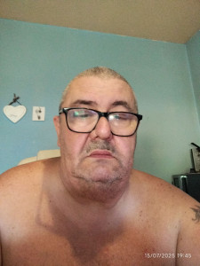 Photo de galerie - Recherche une personne motivée et sérieuse comme aide de vie aide ménagère aide à la toilette et quelques soins basiques pour une personne en invalidité