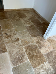 Photo de galerie - Pose du carrelage , sol