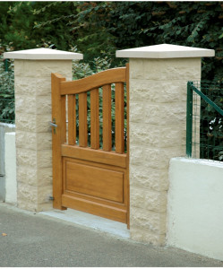 Photo de galerie - ?pillier portail pierre ?